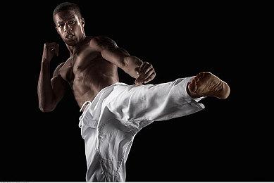 《七龙珠 电光炸裂！ZERO》新预告 复古风格画面呈现